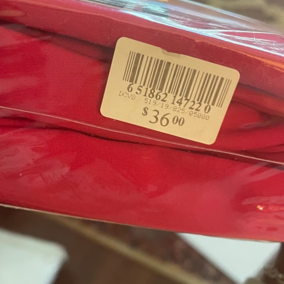 Tommy Hilfiger Red Cotton Twin Sheet Ser - Picture 3 of 6